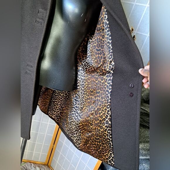 St John Coat  - Picture 8 of 17